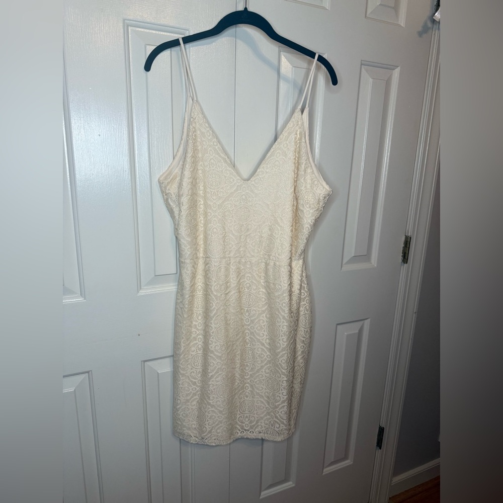 VENUS lace dress